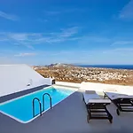Carpe Diem Santorini Hotel 5*