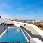 Carpe Diem Santorini Hotel 5*