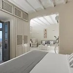 Carpe Diem Santorini Pýrgos