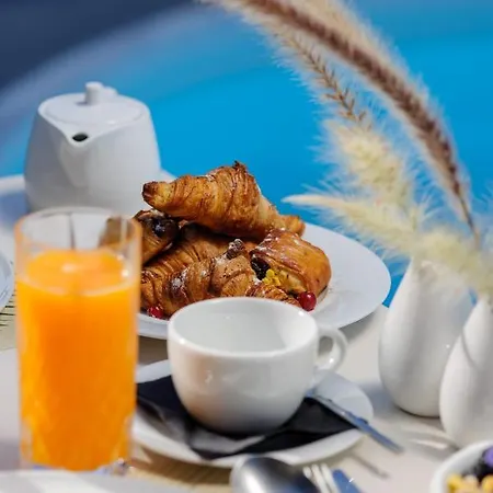 Carpe Diem Santorini 5*