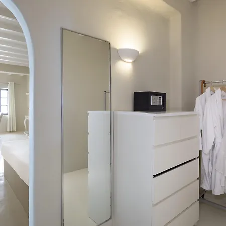 Отель Carpe Diem Santorini 5*