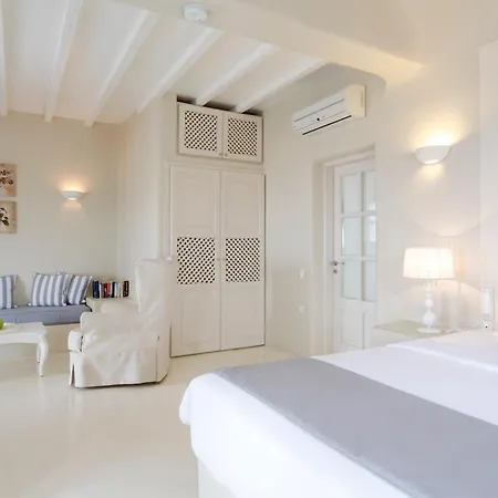 Carpe Diem Santorini 5*