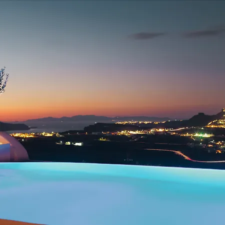 Carpe Diem Santorini Пиргос