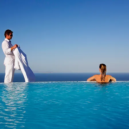 Carpe Diem Santorini Пиргос