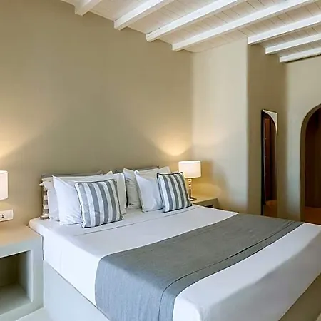 Отель Carpe Diem Santorini 5*