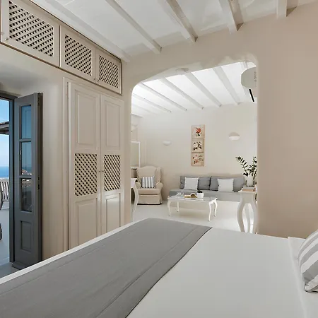 Carpe Diem Santorini Otel 5*
