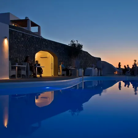 Carpe Diem Santorini Пиргос