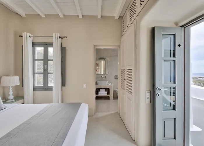 Carpe Diem Santorini Hotel 5*